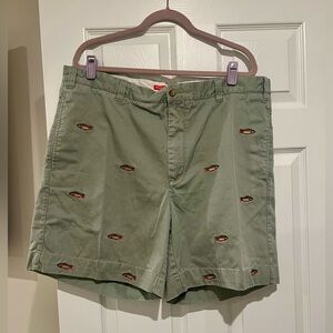 Orvis Men’s Chino Shorts with Trout